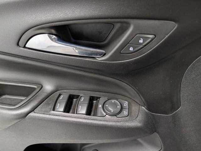 Used 2023 Chevrolet Equinox LT image 14