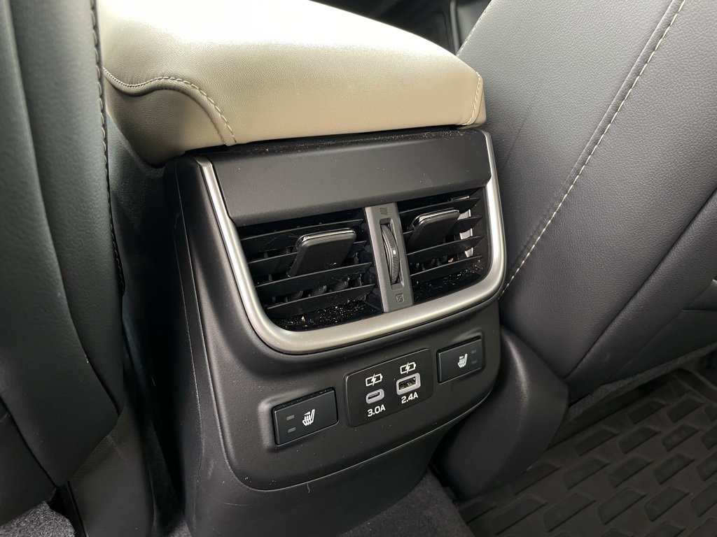 Used 2025 Subaru Outback Limited XT w/ Popular Package #2 image 28