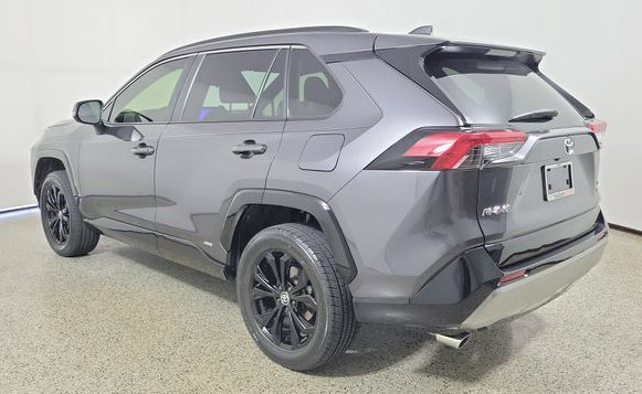 Used 2025 Toyota RAV4 SE w/ Weather Package AWD/4WD image 6