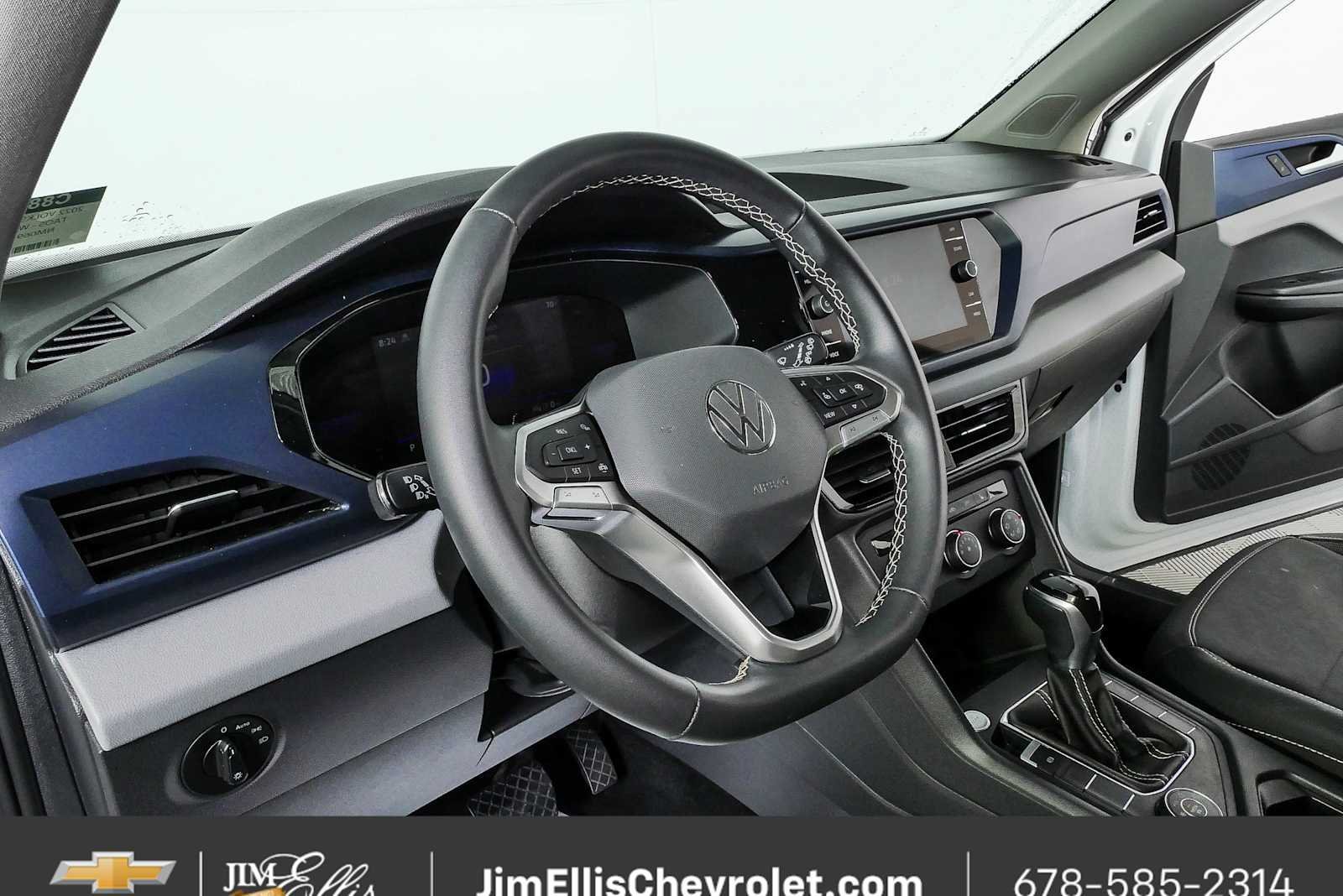 Used 2022 Volkswagen Taos SE AWD/4WD image 4