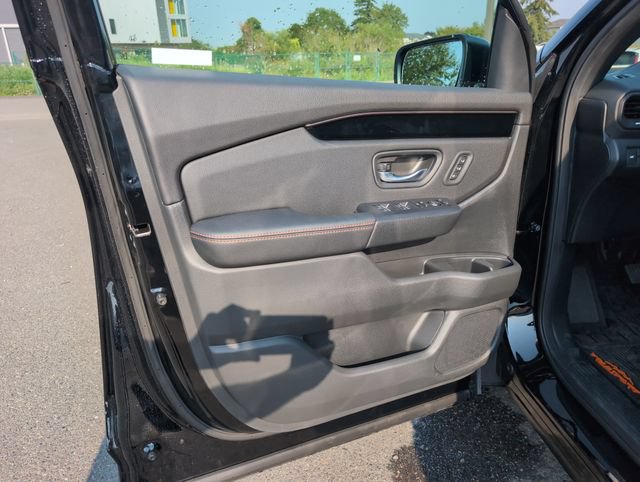 Used 2026 Honda Pilot TrailSport image 17