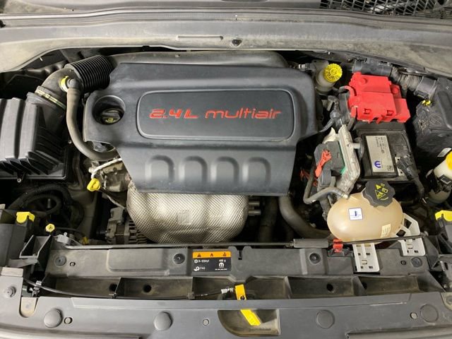 Used 2018 Jeep Renegade Trailhawk image 32