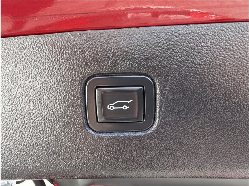 Used 2019 Chevrolet Blazer LT w/ Sound & Technology Package FWD image 27