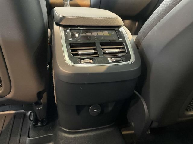 Used 2023 Volvo XC90 B6 Plus w/ Protection Package Premier image 13