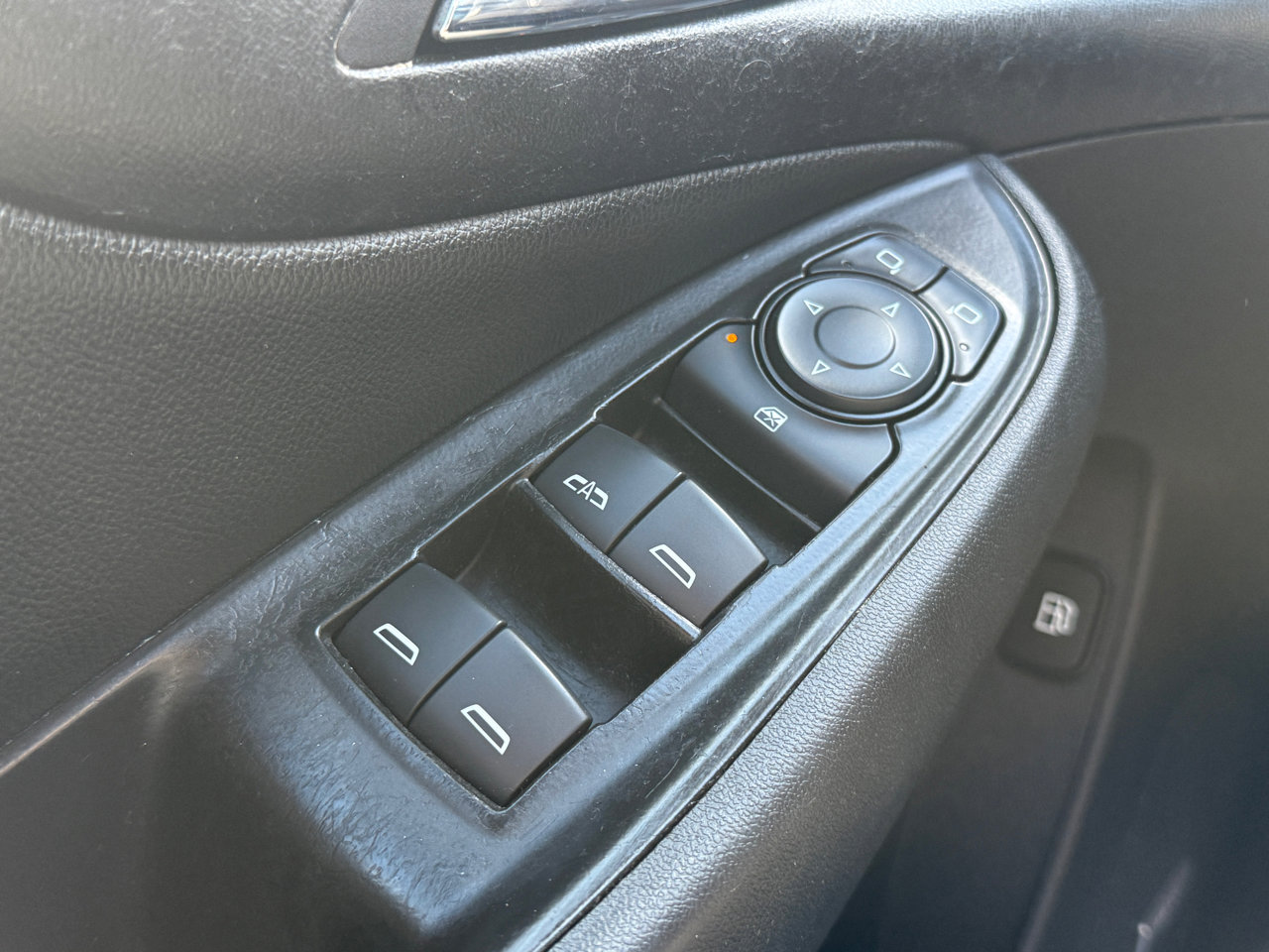 Used 2017 Chevrolet Volt Premier w/ Driver Confidence II Package image 19