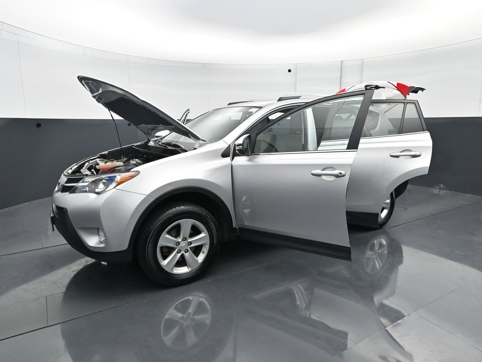 Used 2014 Toyota RAV4 XLE AWD/4WD image 27