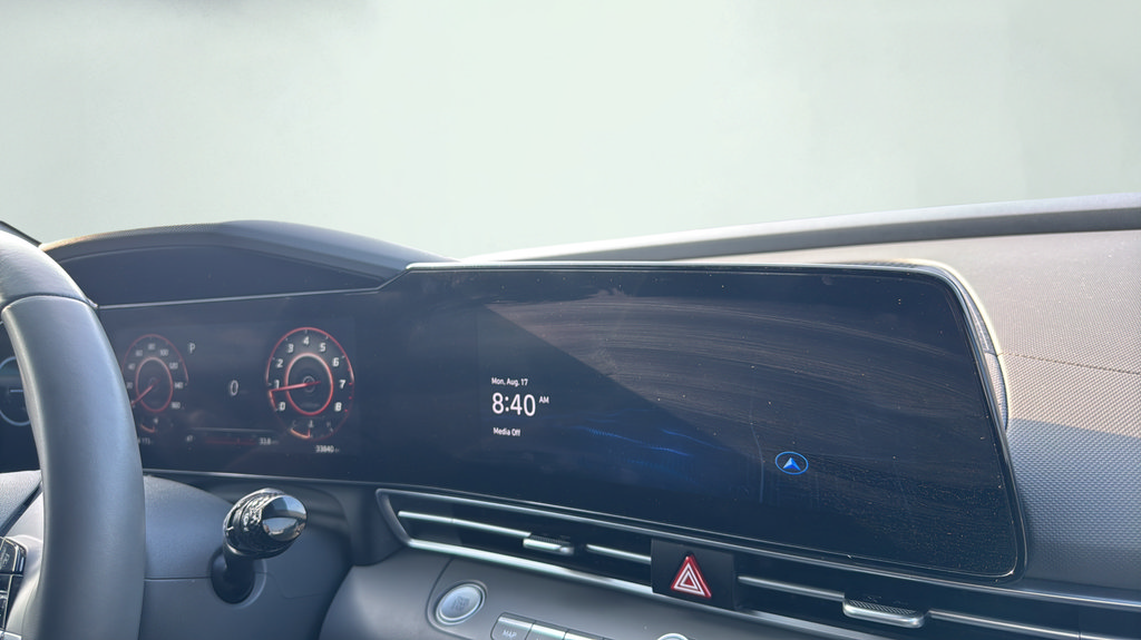 Used 2023 Hyundai Elantra SEL w/ Convenience Package FWD image 18