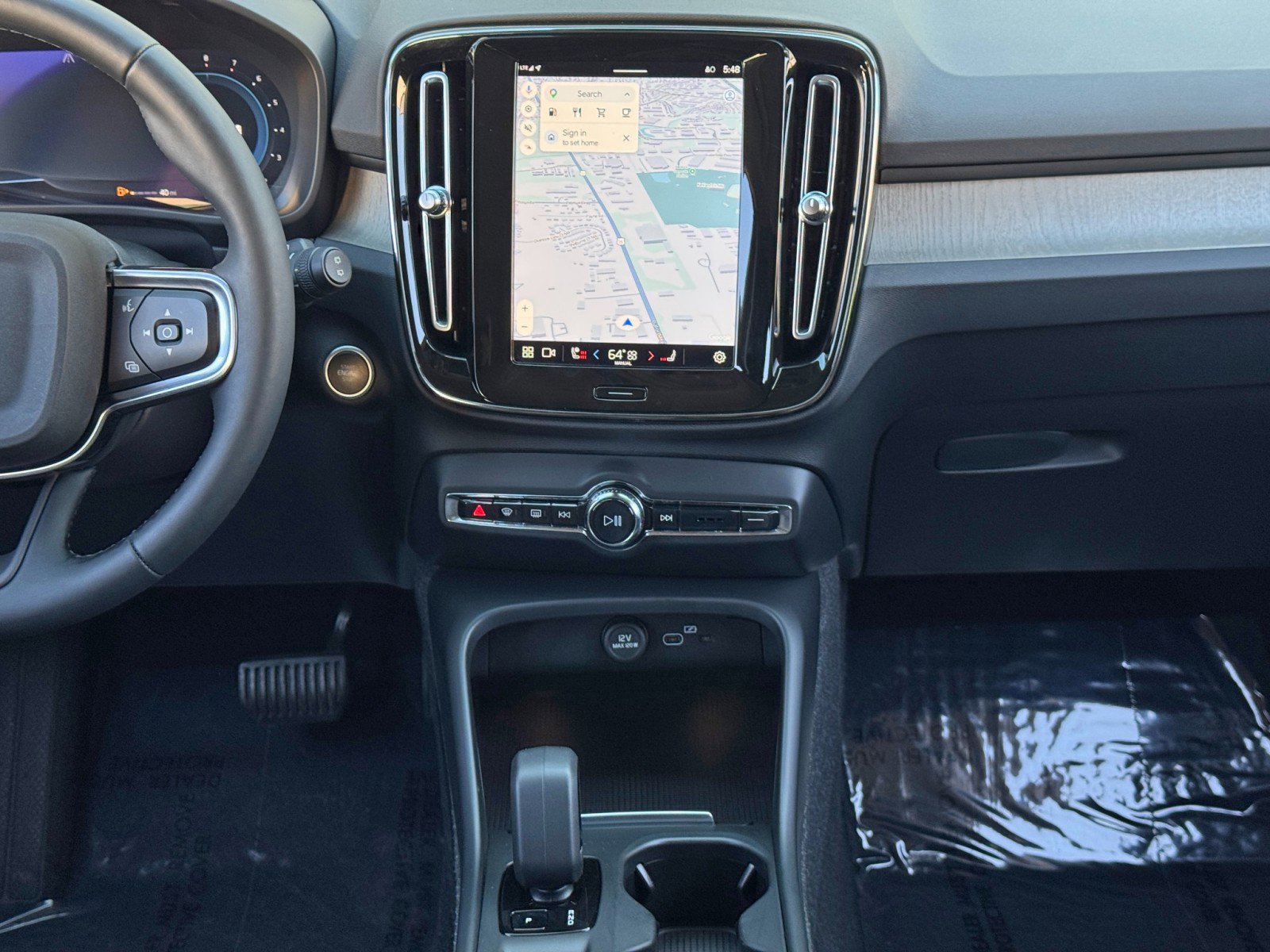 Used 2023 Volvo XC40 B5 Core w/ Protection Package Premier AWD/4WD image 23
