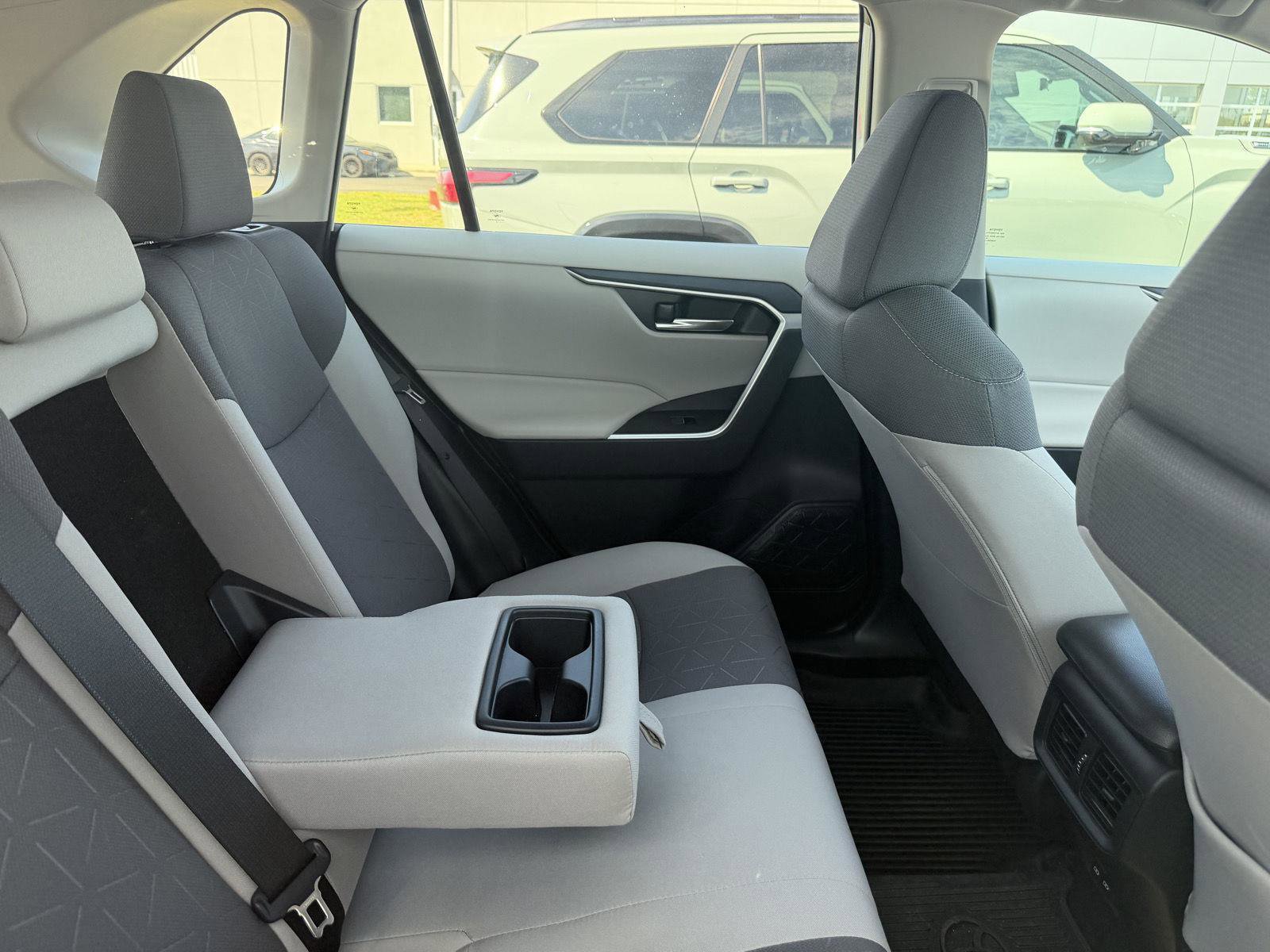 Used 2024 Toyota RAV4 XLE w/ Convenience Package image 13