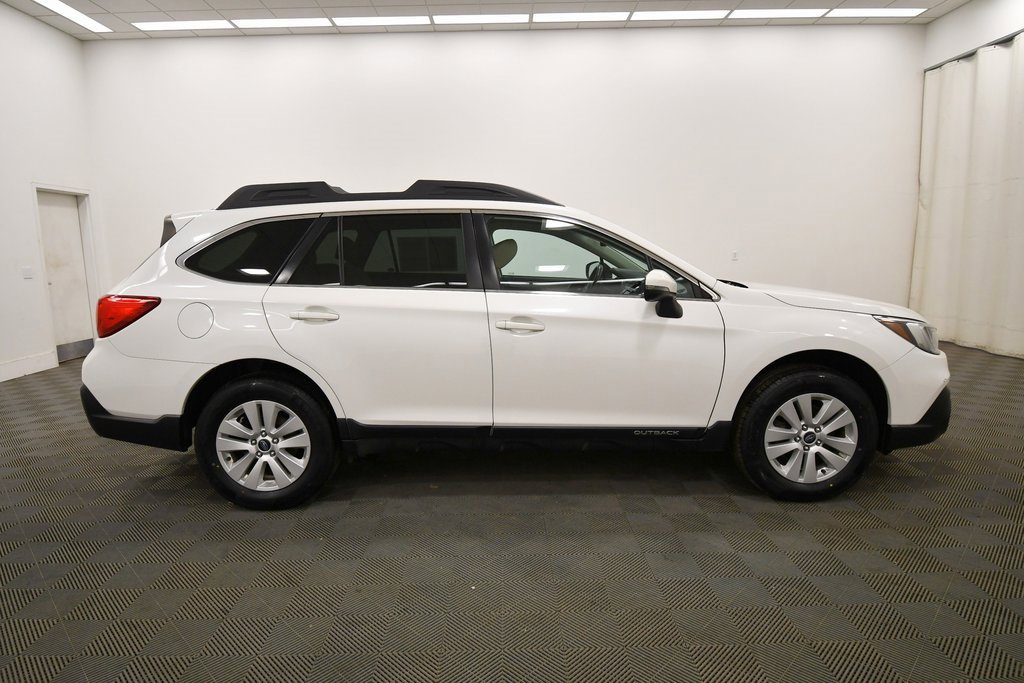 Used 2018 Subaru Outback 2.5i Premium image 9