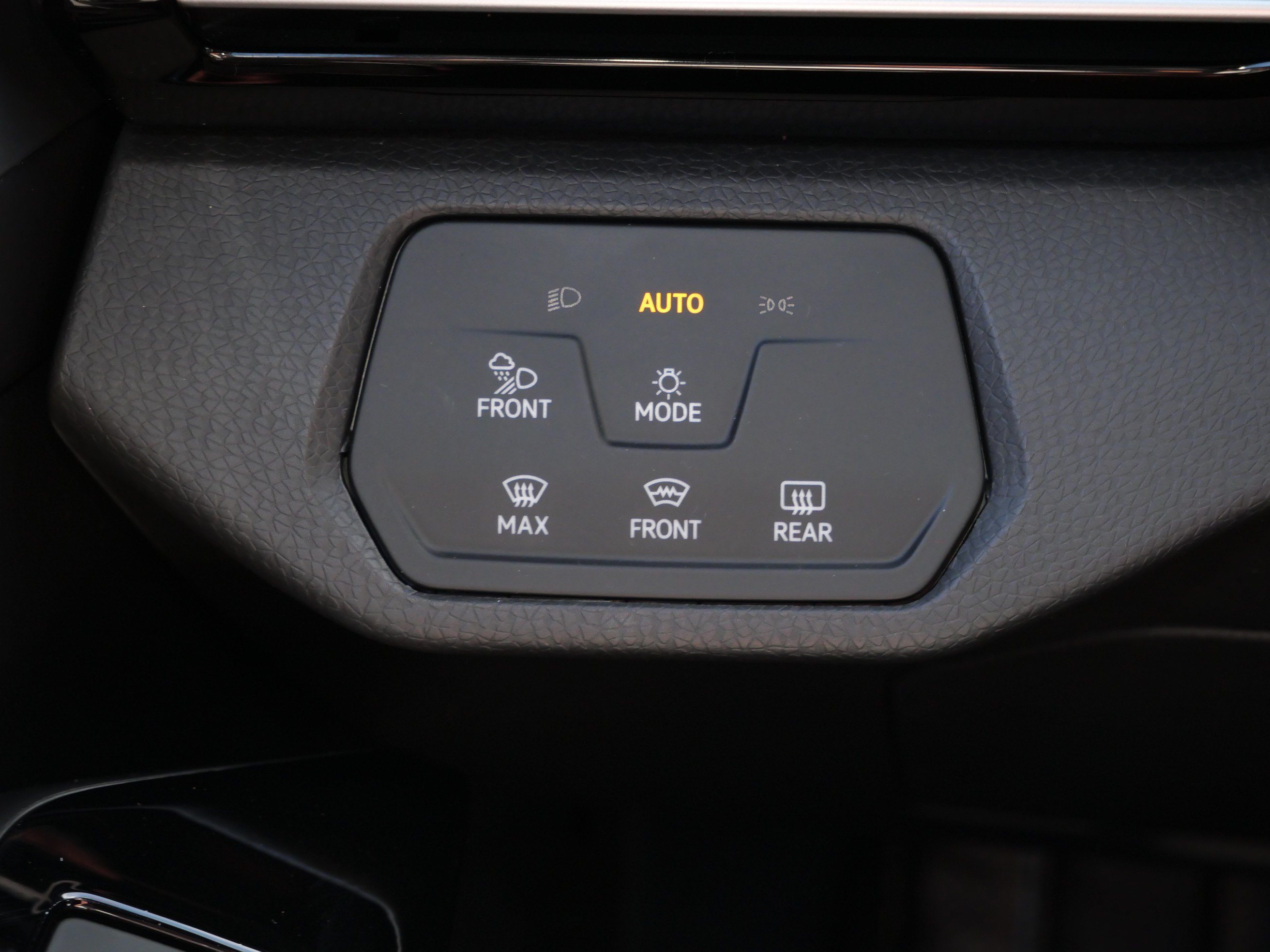 Certified 2023 Volkswagen ID.4 Pro S AWD/4WD image 26