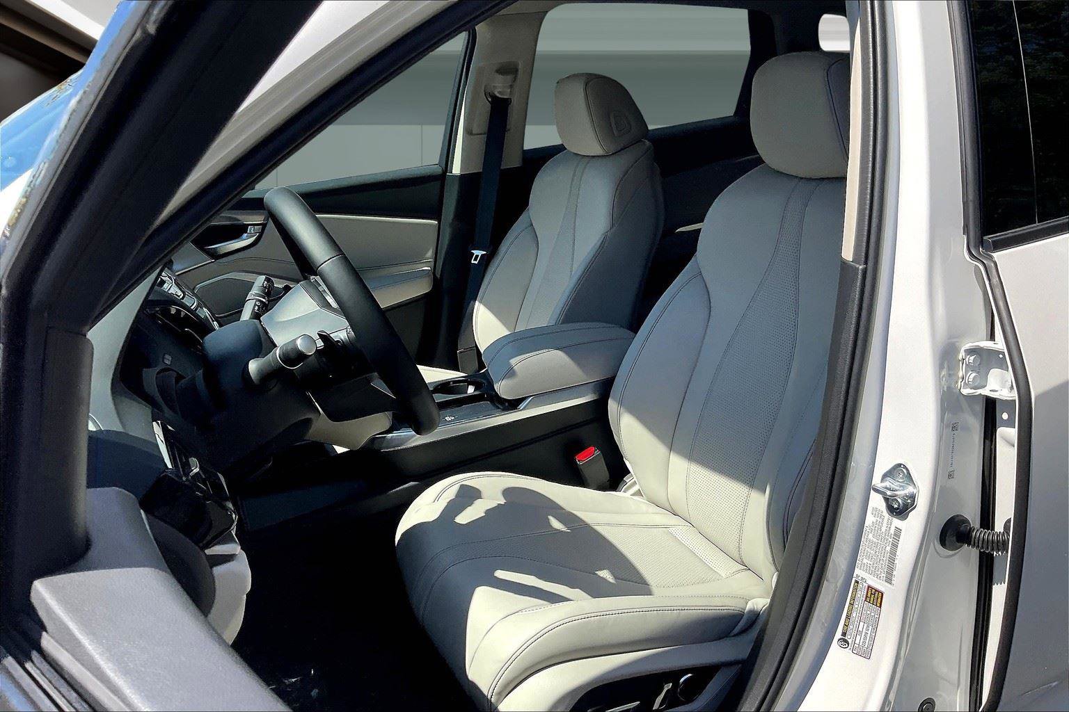 New 2025 Acura RDX w/ Technology Package image 9