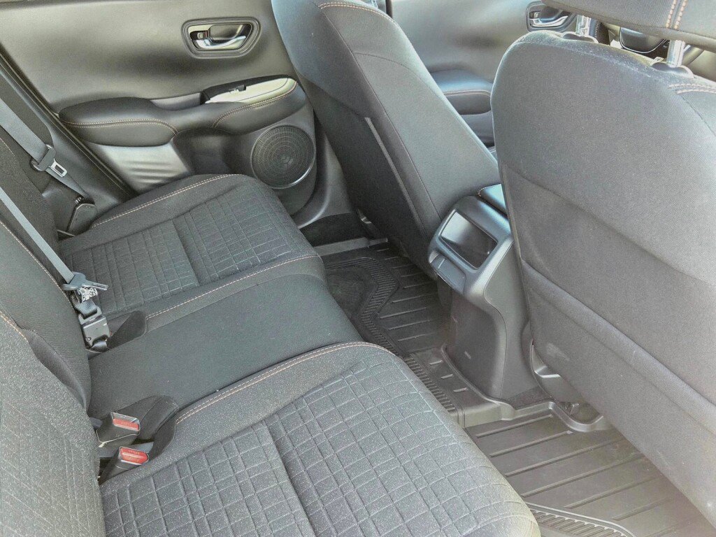 Certified 2025 Honda HR-V Sport image 19
