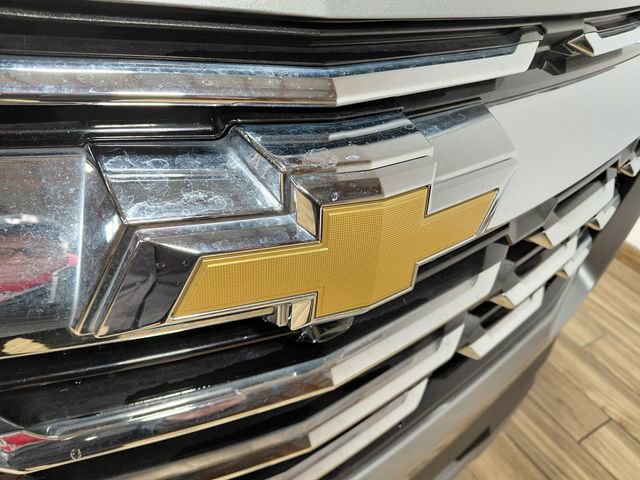 Used 2025 Chevrolet Equinox LT image 11