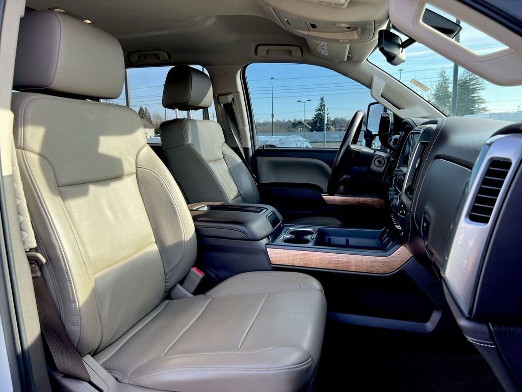 Used 2015 Chevrolet Silverado 3500 LTZ w/ Duramax Plus Package image 20