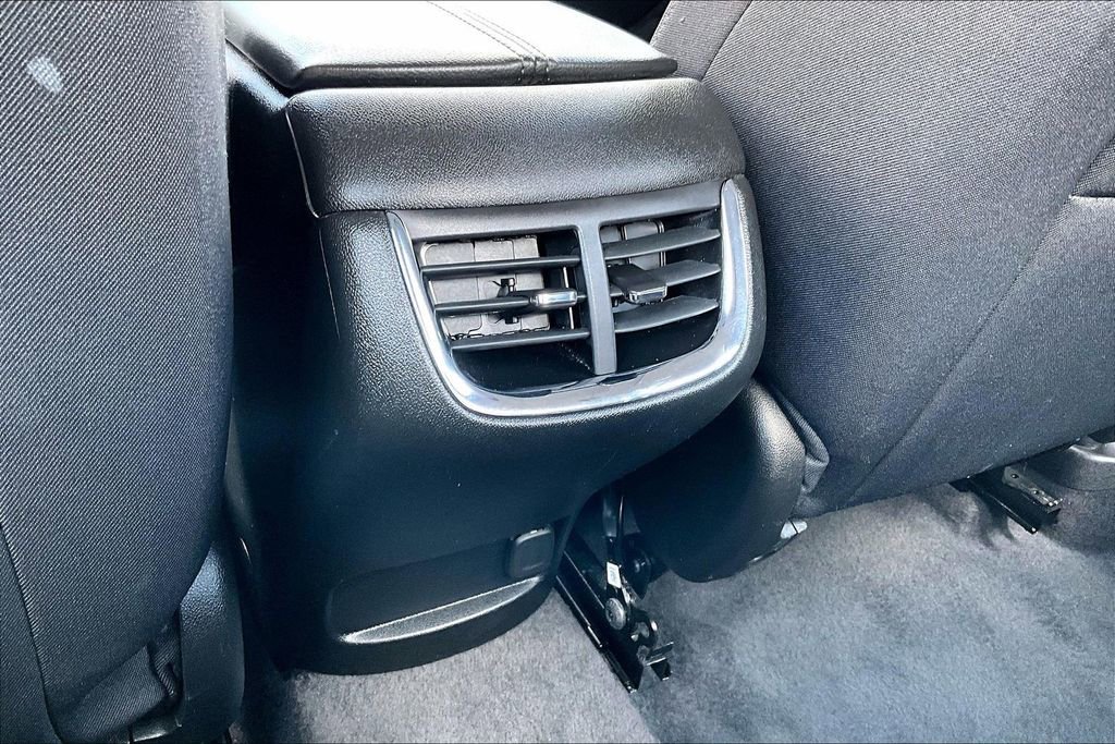 Used 2024 Chevrolet Malibu LT FWD image 31