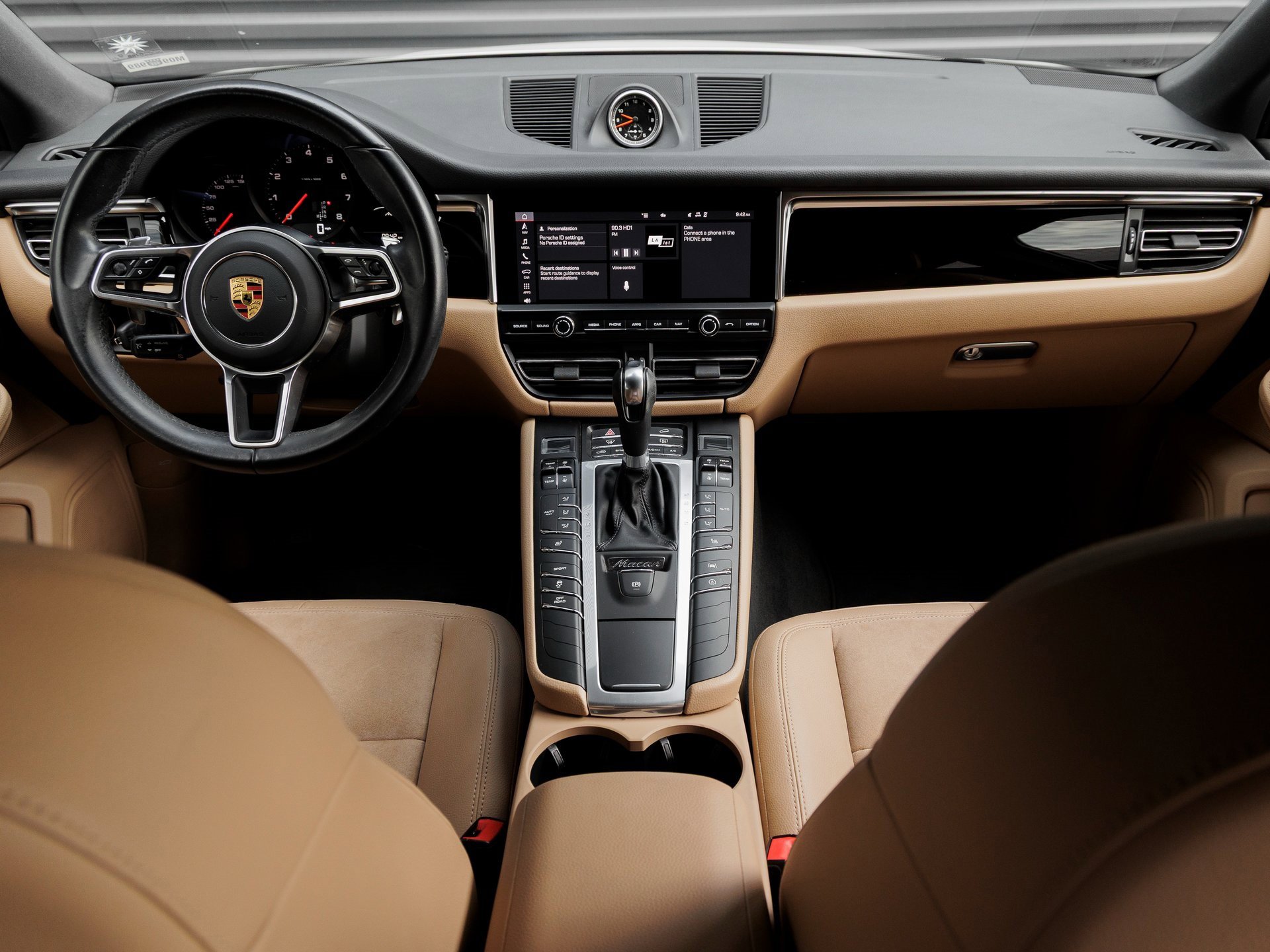 Used 2021 Porsche Macan image 15