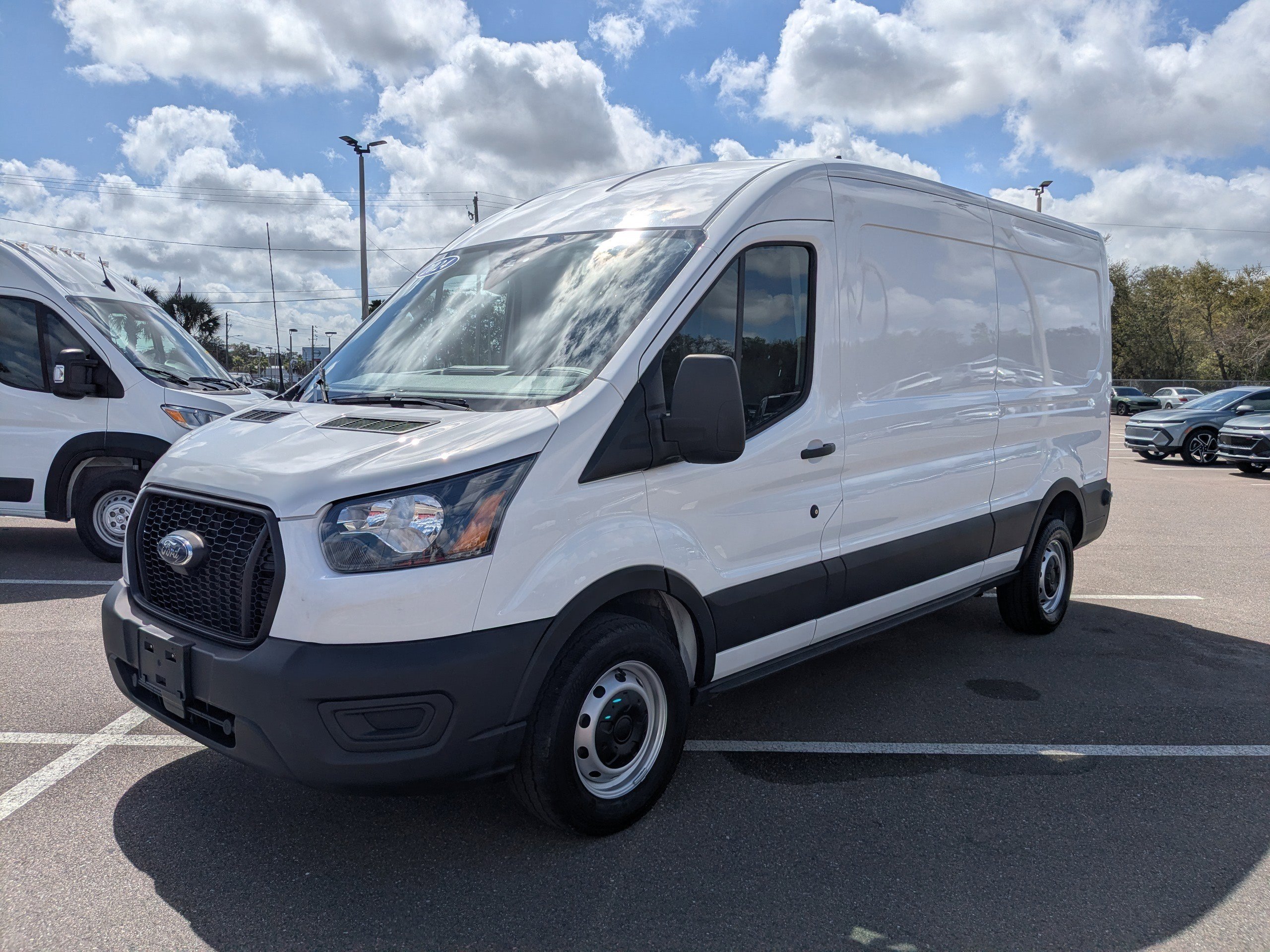 Used 2024 Ford Transit 250 Medium Roof w/ Load Area Protection Package image 8