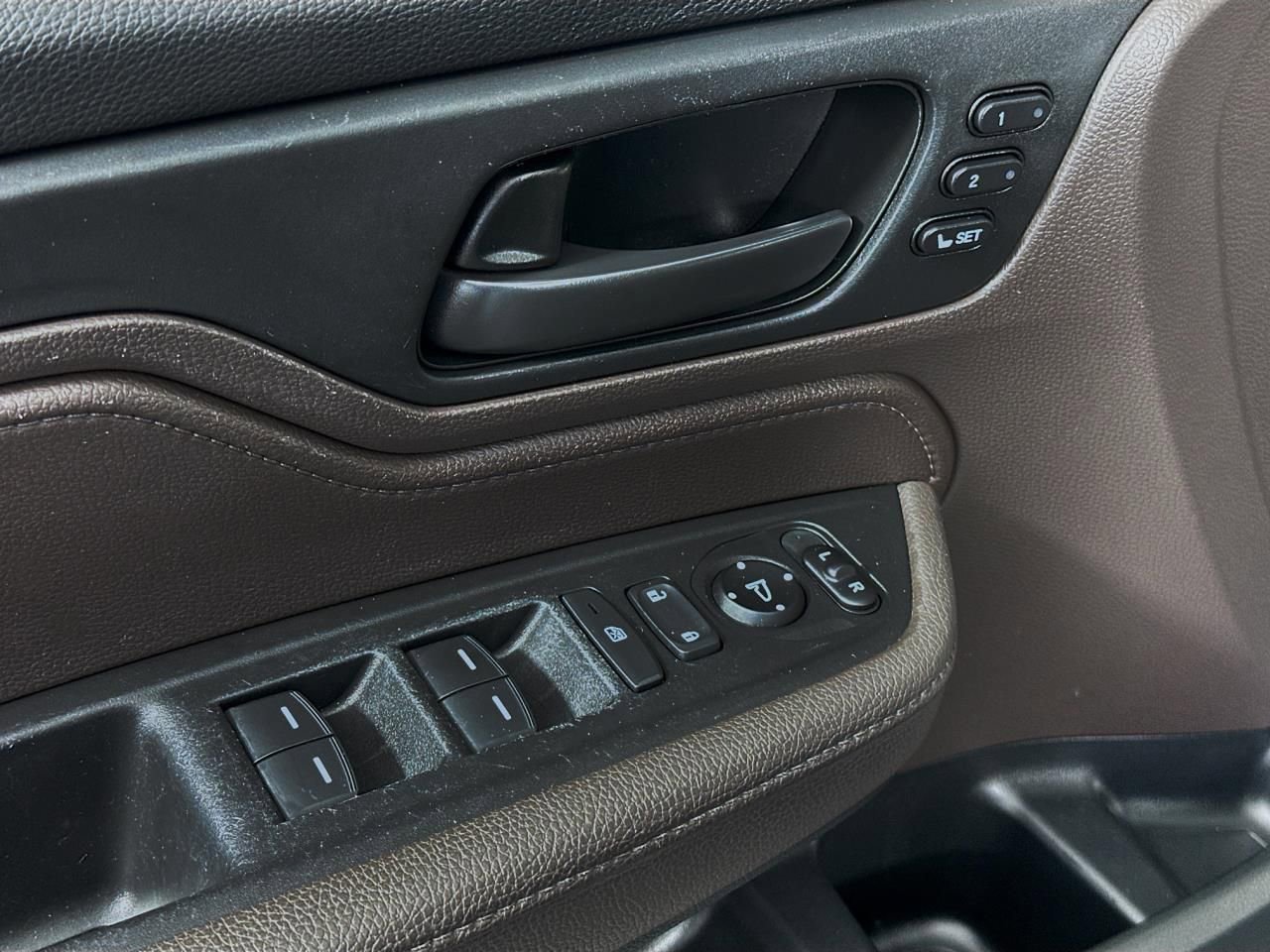 Used 2018 Honda Odyssey EX-L image 33