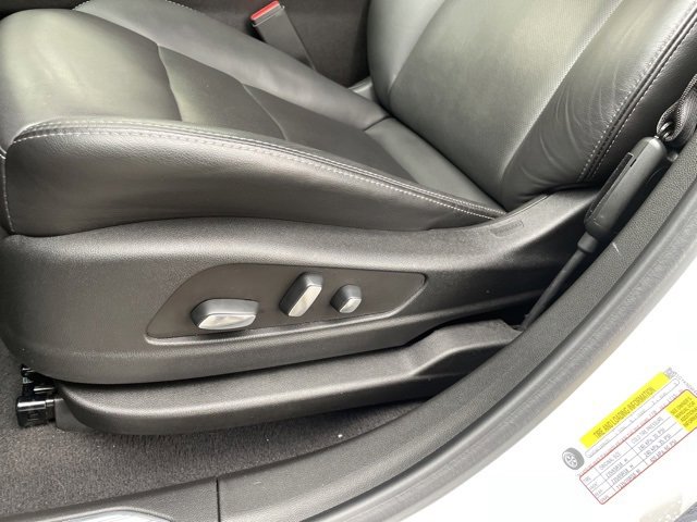 Used 2022 Cadillac XT5 Premium Luxury image 9