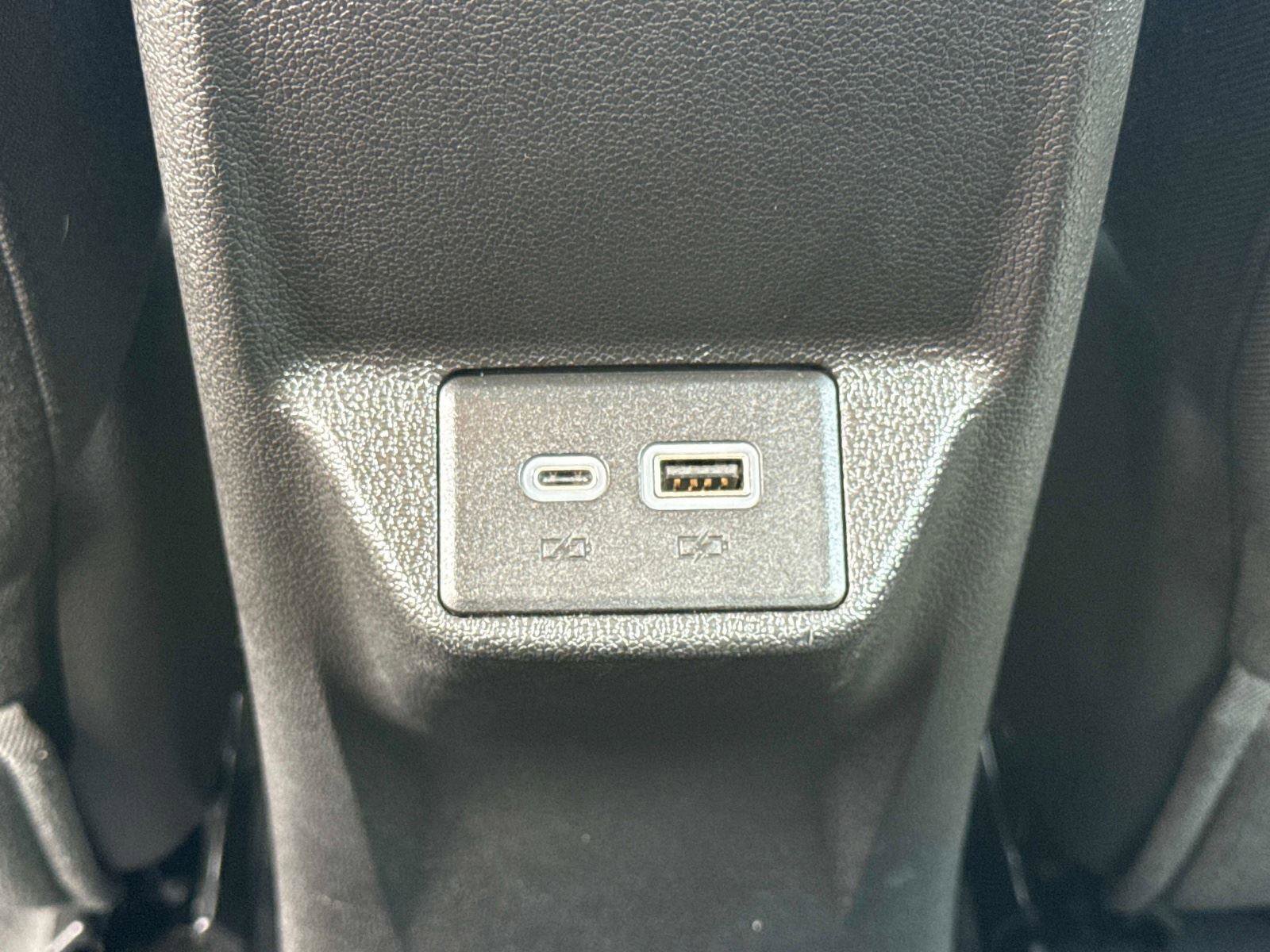 Used 2023 Chevrolet Bolt EUV LT w/ Driver Confidence Package FWD image 15
