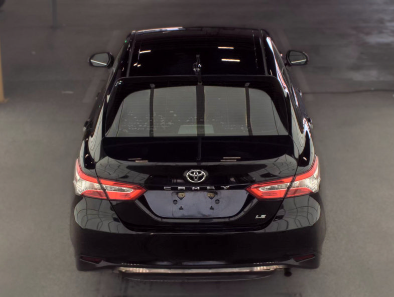 Used 2020 Toyota Camry LE FWD image 7