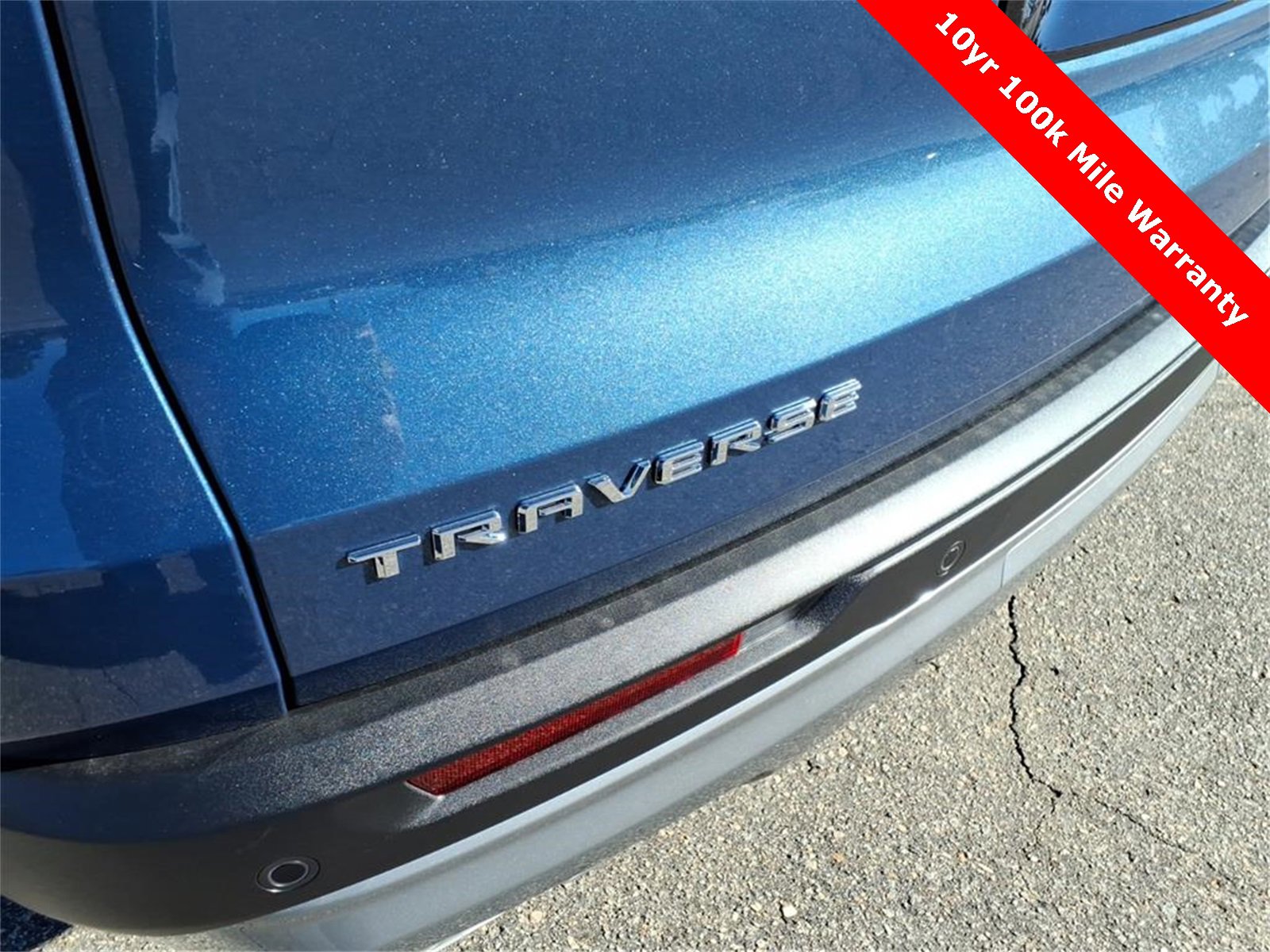 New 2026 Chevrolet Traverse LT w/ Sun and Wheel Package image 9