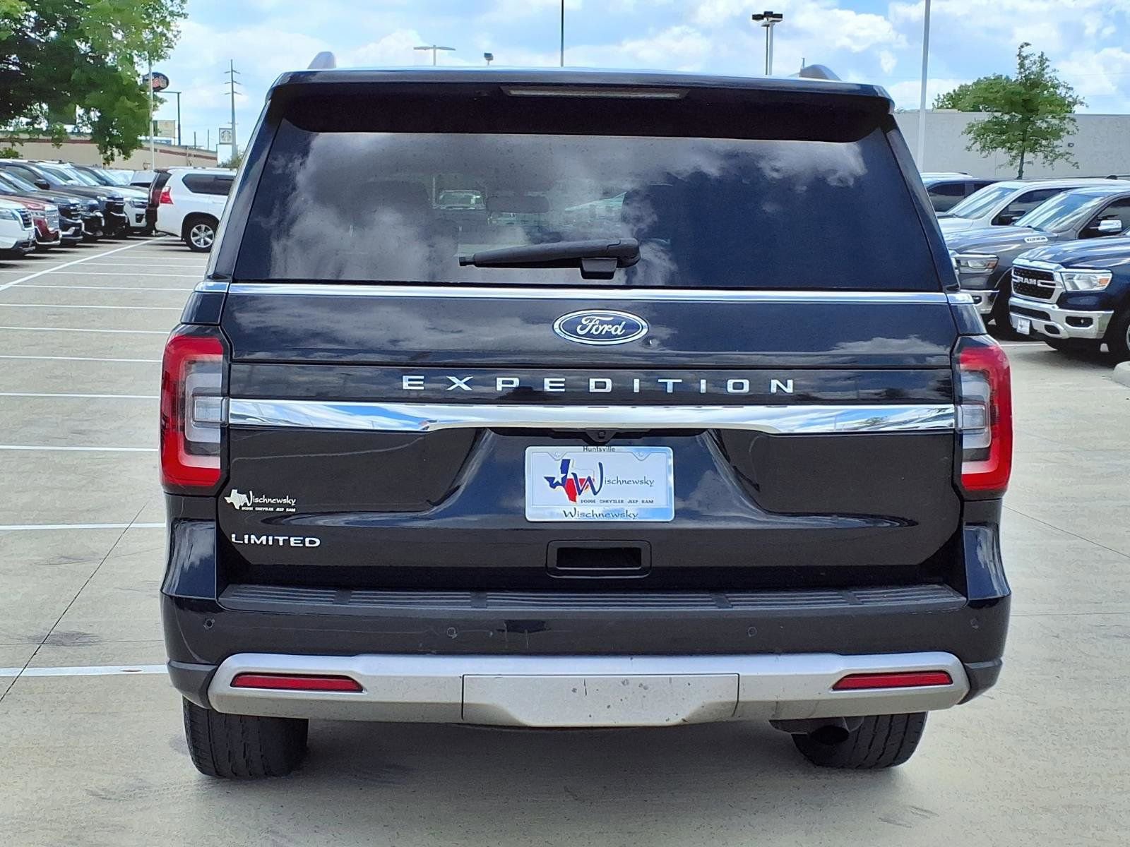 Used 2024 Ford Expedition Limited AWD/4WD image 7