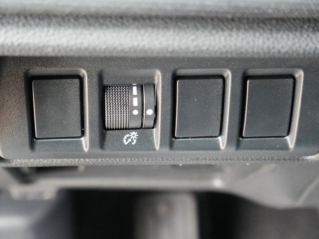 Used 2024 Subaru Outback Premium AWD/4WD image 25