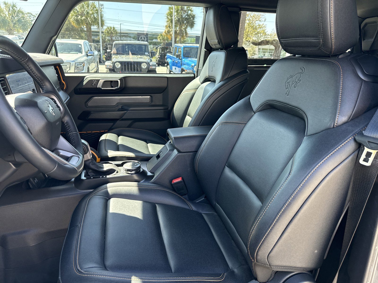 Used 2024 Ford Bronco Badlands image 16