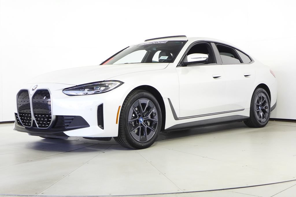 Certified 2023 BMW i4 eDrive40 RWD image 2
