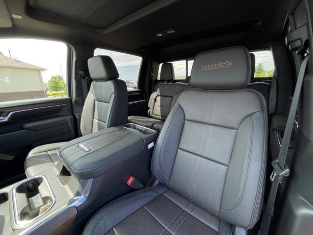 New 2026 Chevrolet Silverado 3500 High Country w/ Technology Package AWD/4WD image 21