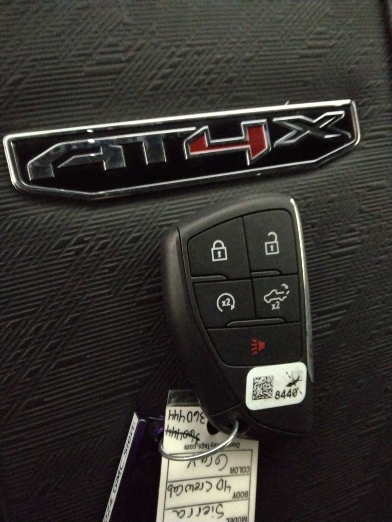 Used 2024 GMC Sierra 2500 AT4X w/ AT4X AEV Edition image 45