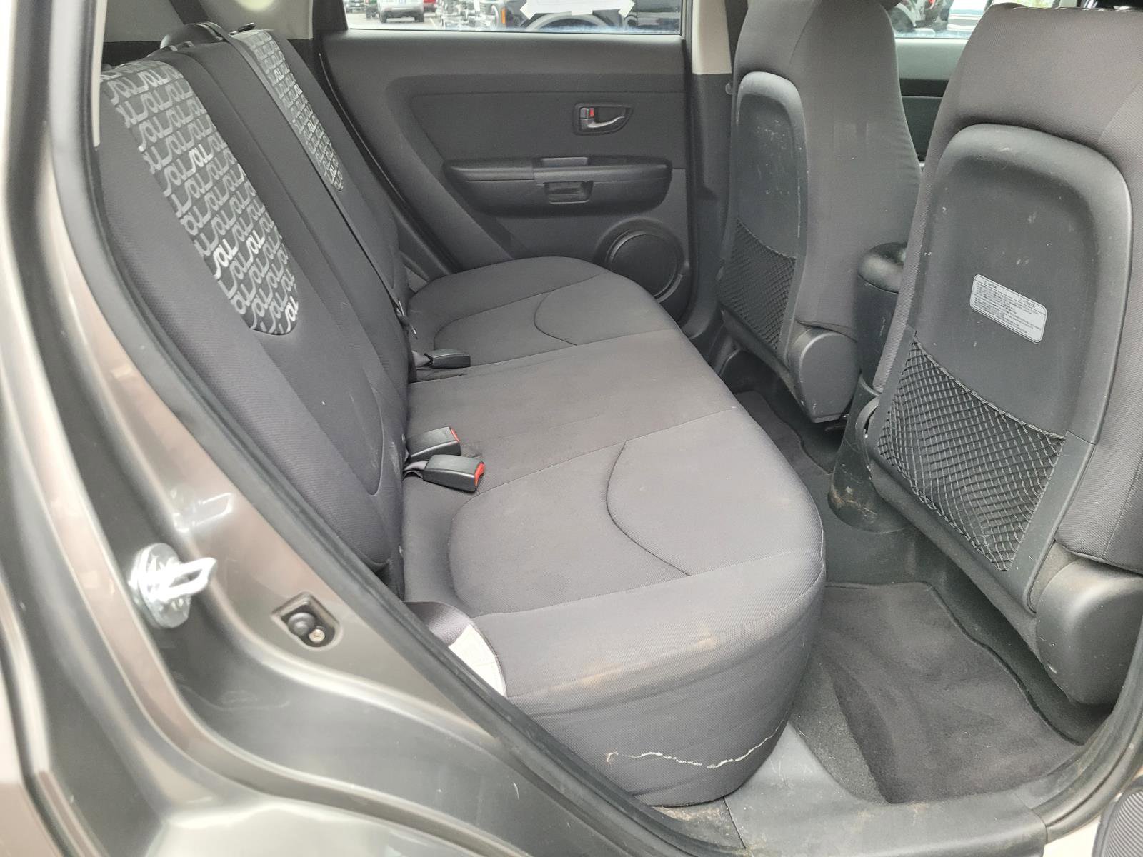 Used 2011 Kia Soul + w/ Audio Pkg image 18