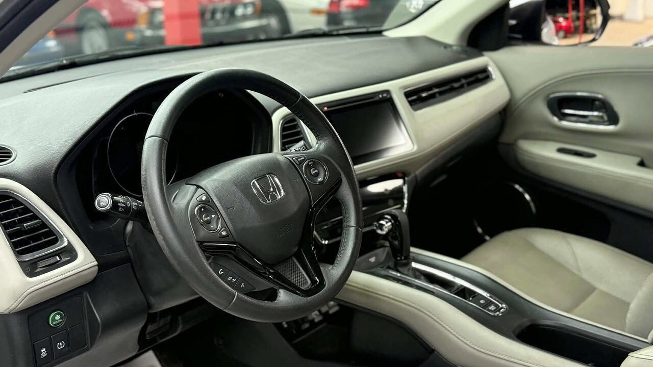 Used 2017 Honda HR-V EX-L image 13