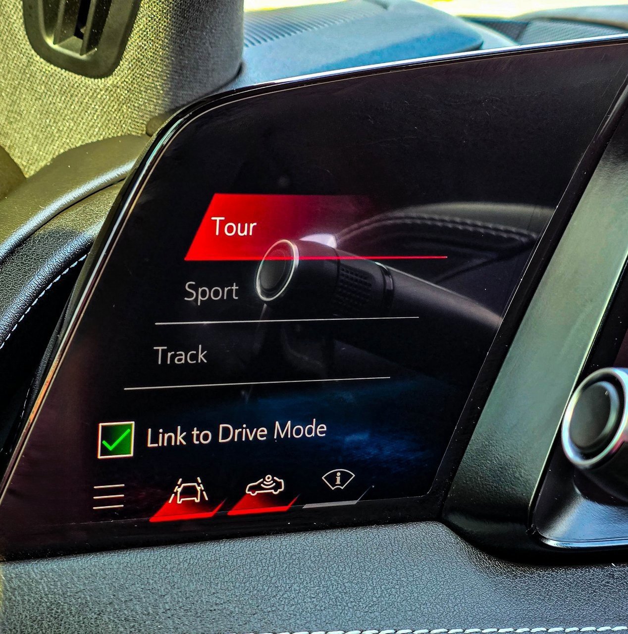 Used 2026 Chevrolet Corvette Stingray Preferred Cpe w/ Z51 Performance Package image 27