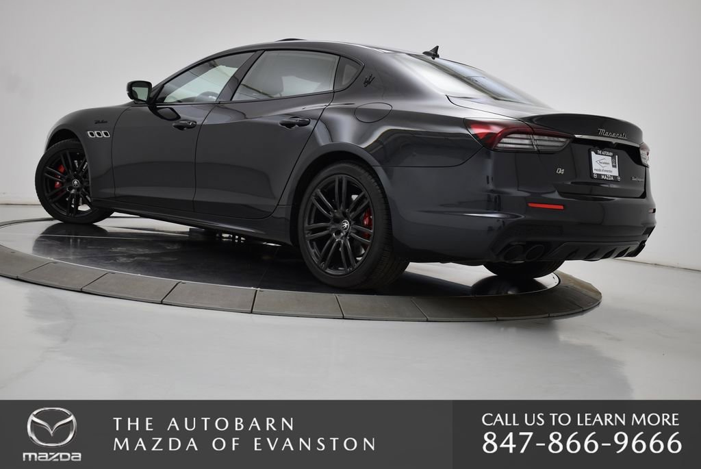 Used 2022 Maserati Quattroporte Modena Q4 image 12