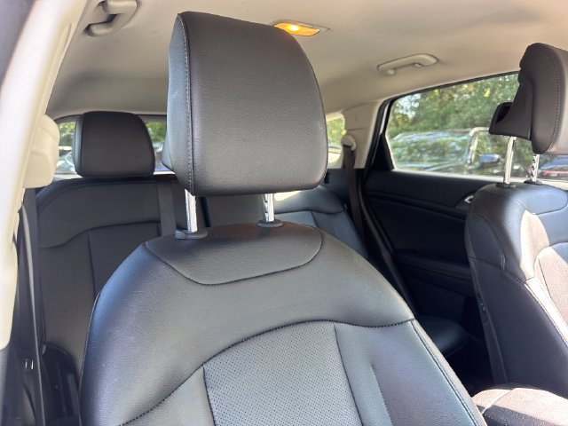 Used 2024 Kia Sportage EX FWD image 25