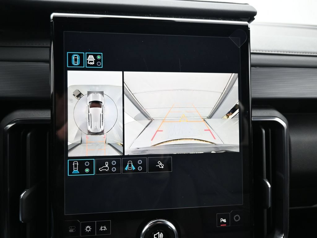 New 2026 GMC Acadia AT4 w/ LPO, Adventure Package AWD/4WD image 16