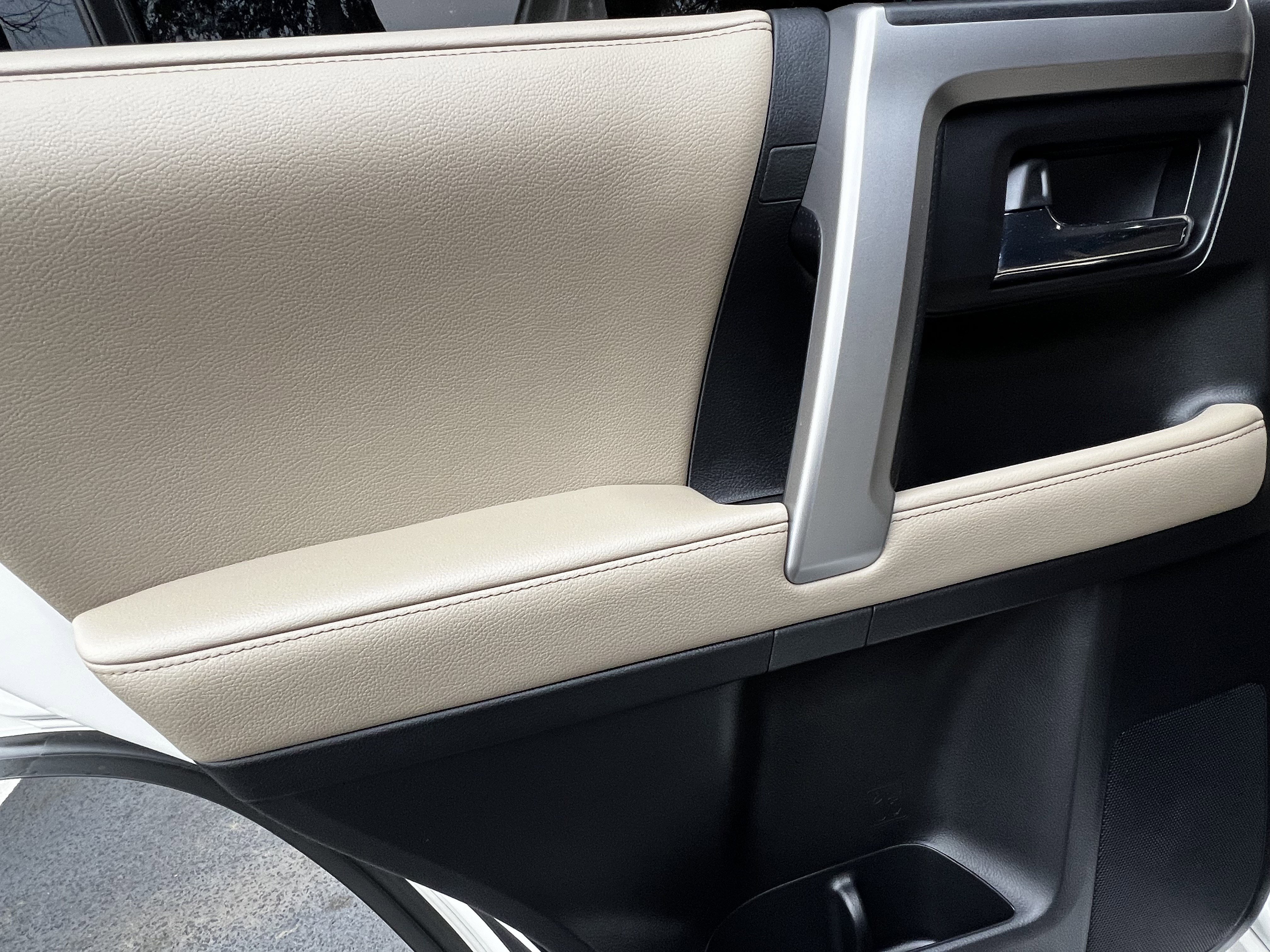 Used 2023 Toyota 4Runner Limited image 31