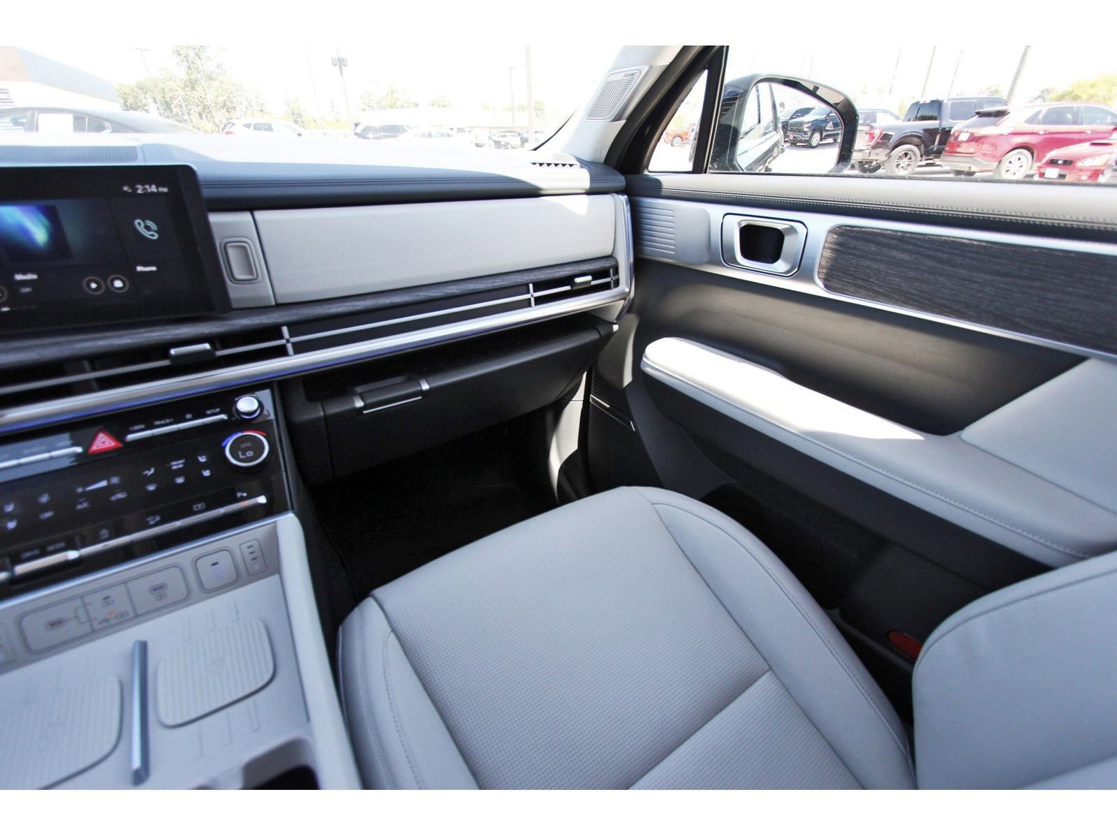 Used 2024 Hyundai Santa Fe Calligraphy image 12