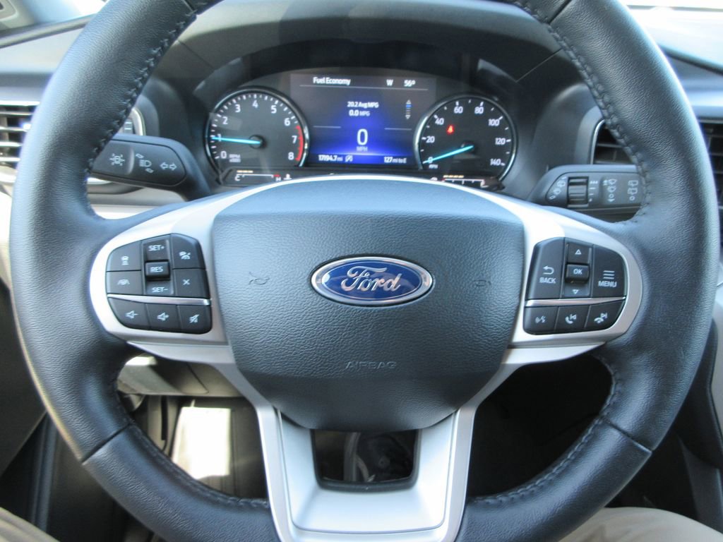 Used 2023 Ford Explorer XLT w/ Equipment Group 202A AWD/4WD image 26