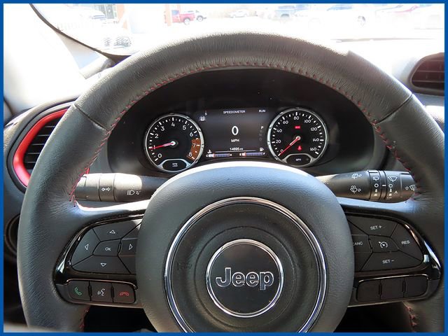 Certified 2022 Jeep Renegade Trailhawk image 14