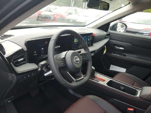 New 2027 Nissan Kicks SR w/ SR Premium Package FWD image 11