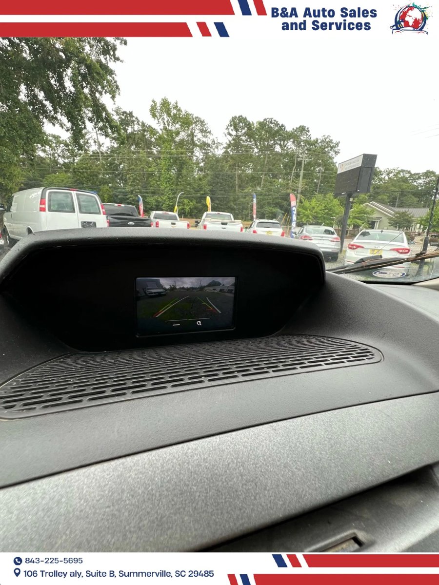 Used 2017 Ford Transit 150 XL RWD image 5