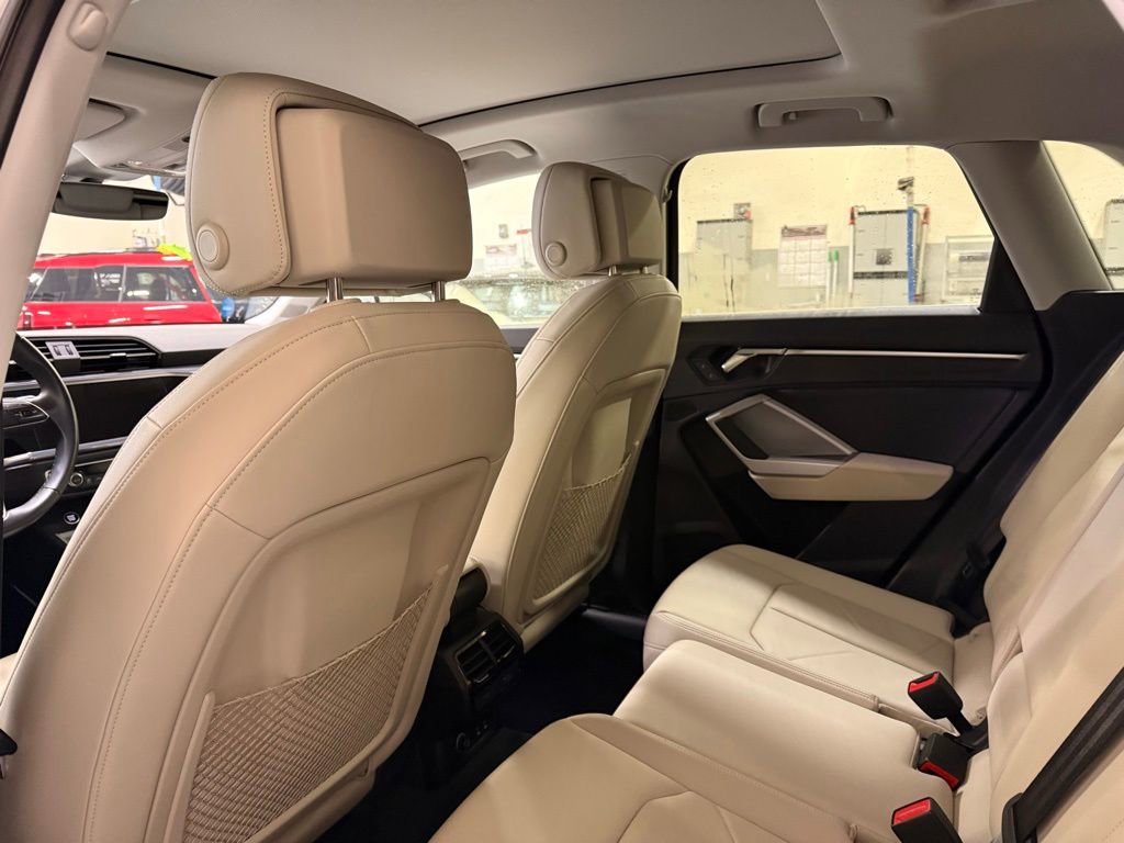 Used 2023 Audi Q3 2.0T Premium w/ Convenience Package image 20