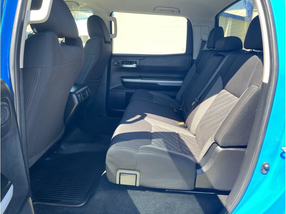 Used 2020 Toyota Tundra SR5 w/ TRD Off-Road Package image 18