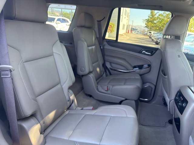 Used 2017 GMC Yukon SLT w/ Open Road Package AWD/4WD image 36
