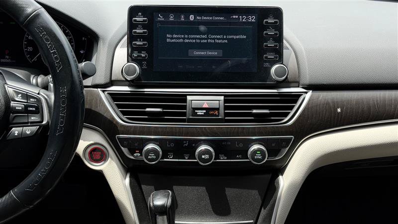 Used 2018 Honda Accord Touring image 27