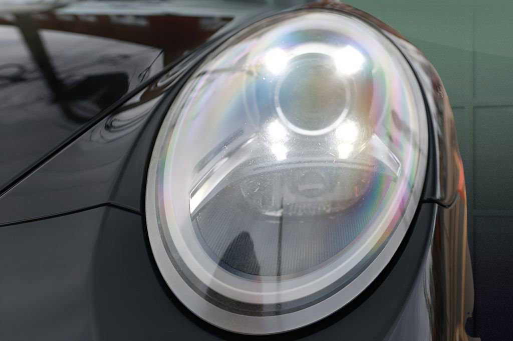 Used 2017 Porsche 911 Carrera S image 28